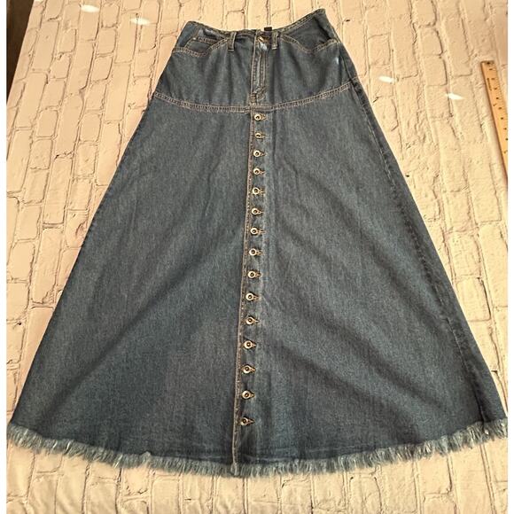 Vtg Levi’s Silver Tab Jeans Maxi Skirt Button Front Pockets Blue Sz 7/8 - Picture 1 of 11